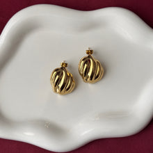 Load image into Gallery viewer, Verona Twist Studs - Stainless Steel 18K Gold Plated