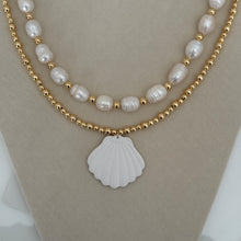 Load image into Gallery viewer, Ariel shell necklace
