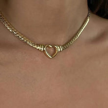 Load image into Gallery viewer, Heart Link Chain Necklace
