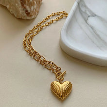 Load image into Gallery viewer, Amour Necklace
