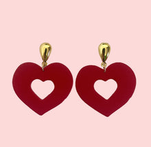 Load image into Gallery viewer, Ella heart earrings
